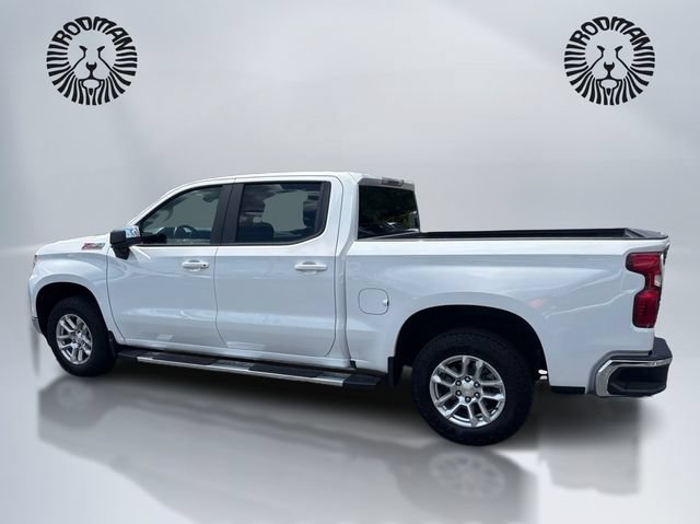 Used 2023 Chevrolet Silverado 1500 LT AWD/4WD image 9