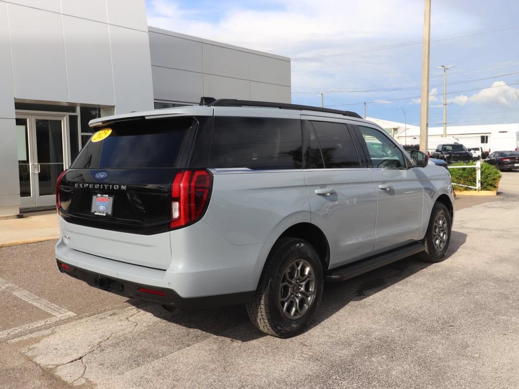 Certified 2025 Ford Expedition Active RWD image 16