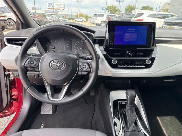 Used 2023 Toyota Corolla SE w/ Carpet Mat Package (TMS) FWD image 6
