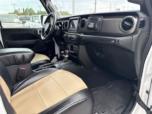 Used 2022 Jeep Gladiator Sport AWD/4WD image 19