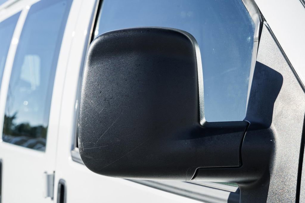 Used 2024 GMC Savana 2500 w/ Driver Convenience Package image 15