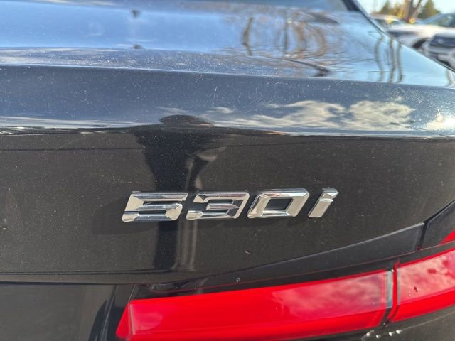 Used 2021 BMW 530i xDrive w/ Convenience Package image 16