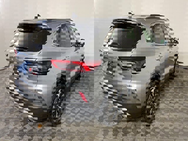 Certified 2023 Ford Escape Platinum image 5