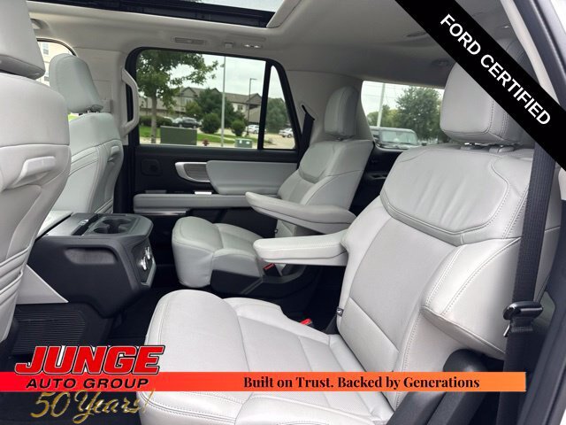 Certified 2025 Ford Expedition Max Platinum w/ Driver's Package AWD/4WD image 25