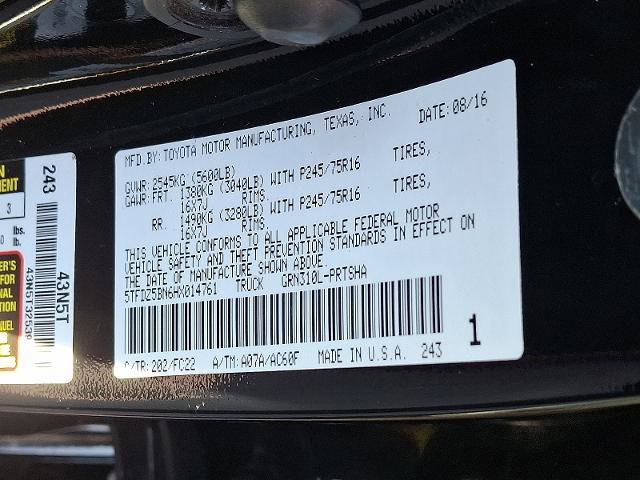 Used 2017 Toyota Tacoma SR5 image 27