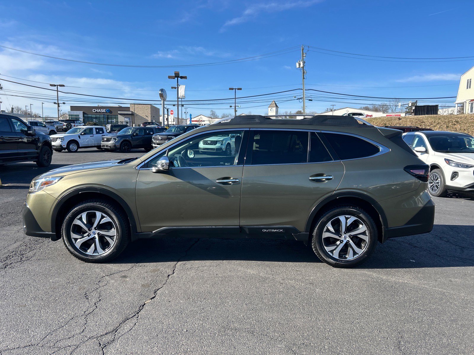 Used 2020 Subaru Outback Touring XT image 5
