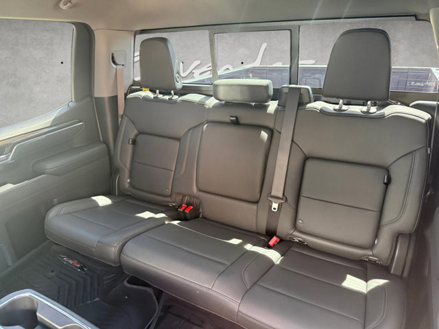 Used 2026 Chevrolet Silverado 1500 LT Trail Boss w/ LT Trail Boss Premium Package AWD/4WD image 22