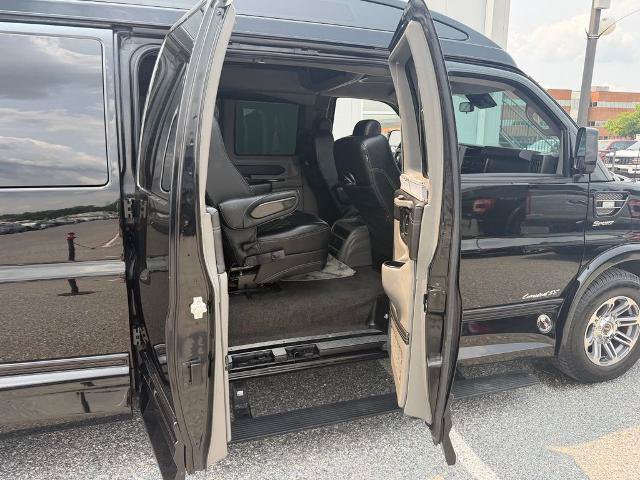 Used 2019 GMC Savana 2500 Extended w/ Enhanced Convenience Package RWD image 14