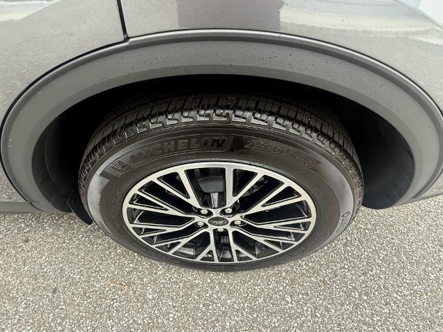 Certified 2024 Ford Escape PHEV w/ PHEV Premium Package image 15