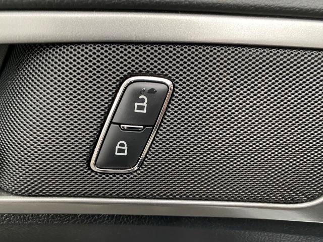 Certified 2020 Ford Fusion SE w/ Equipment Group 151A image 14