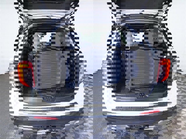 Certified 2023 Ford Explorer Limited w/ Limited Technology Package image 9