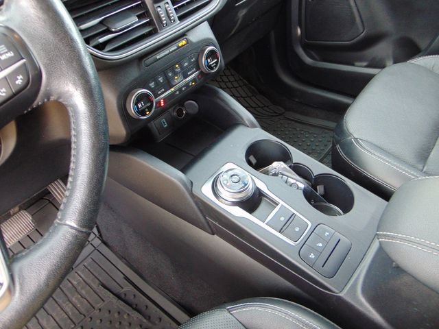 Certified 2020 Ford Escape Titanium AWD/4WD image 14