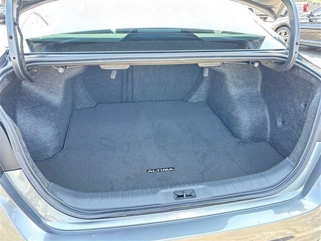 Used 2025 Nissan Altima 2.5 S FWD image 20