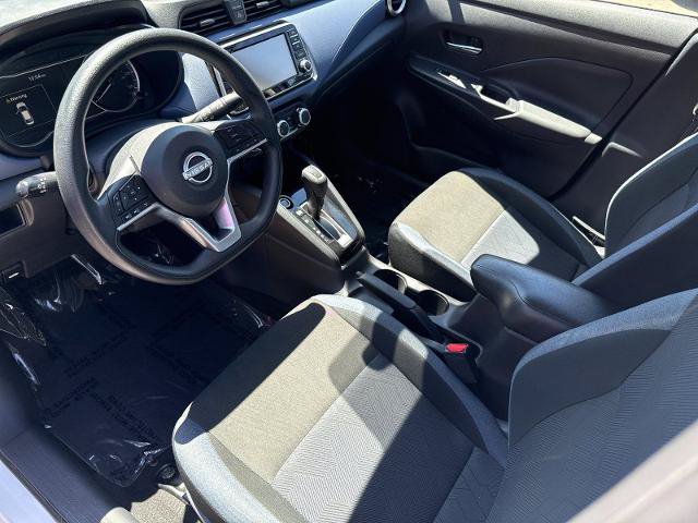 Used 2024 Nissan Versa SV FWD image 9