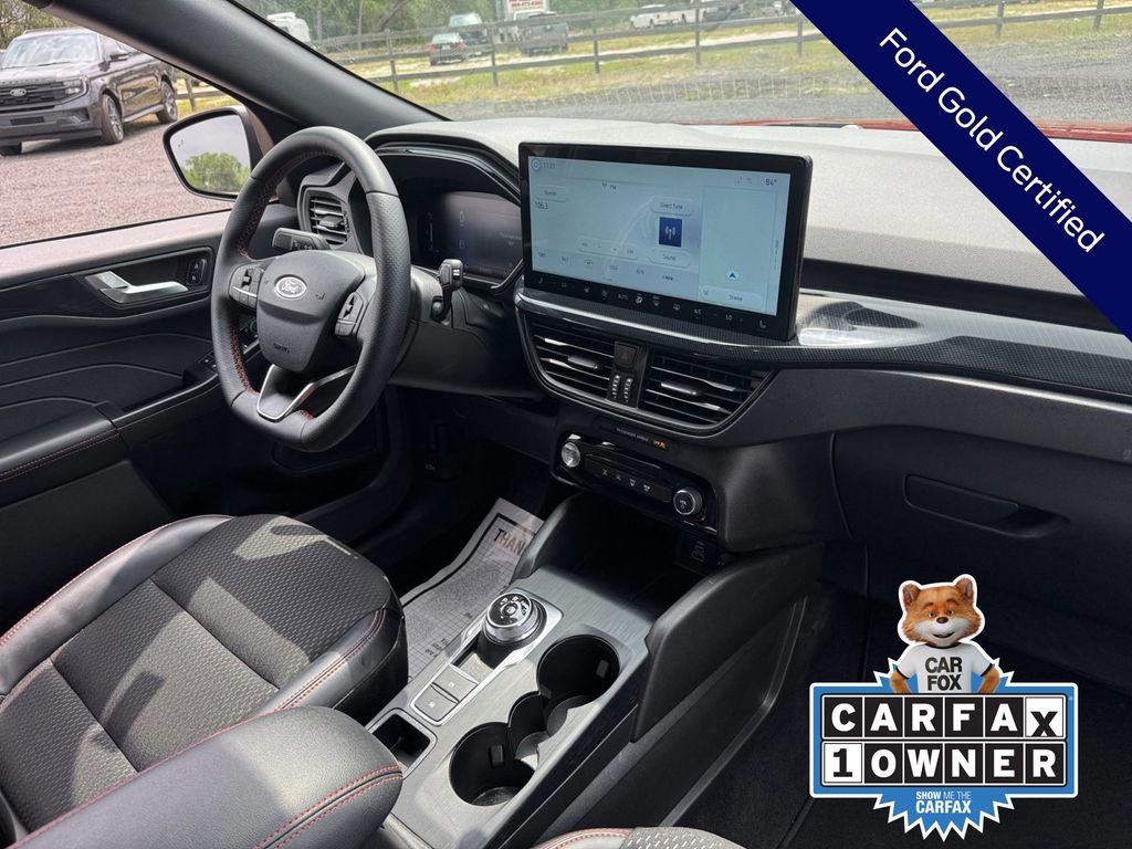 Certified 2025 Ford Escape ST-Line w/ Tech Pack #1 FWD image 23