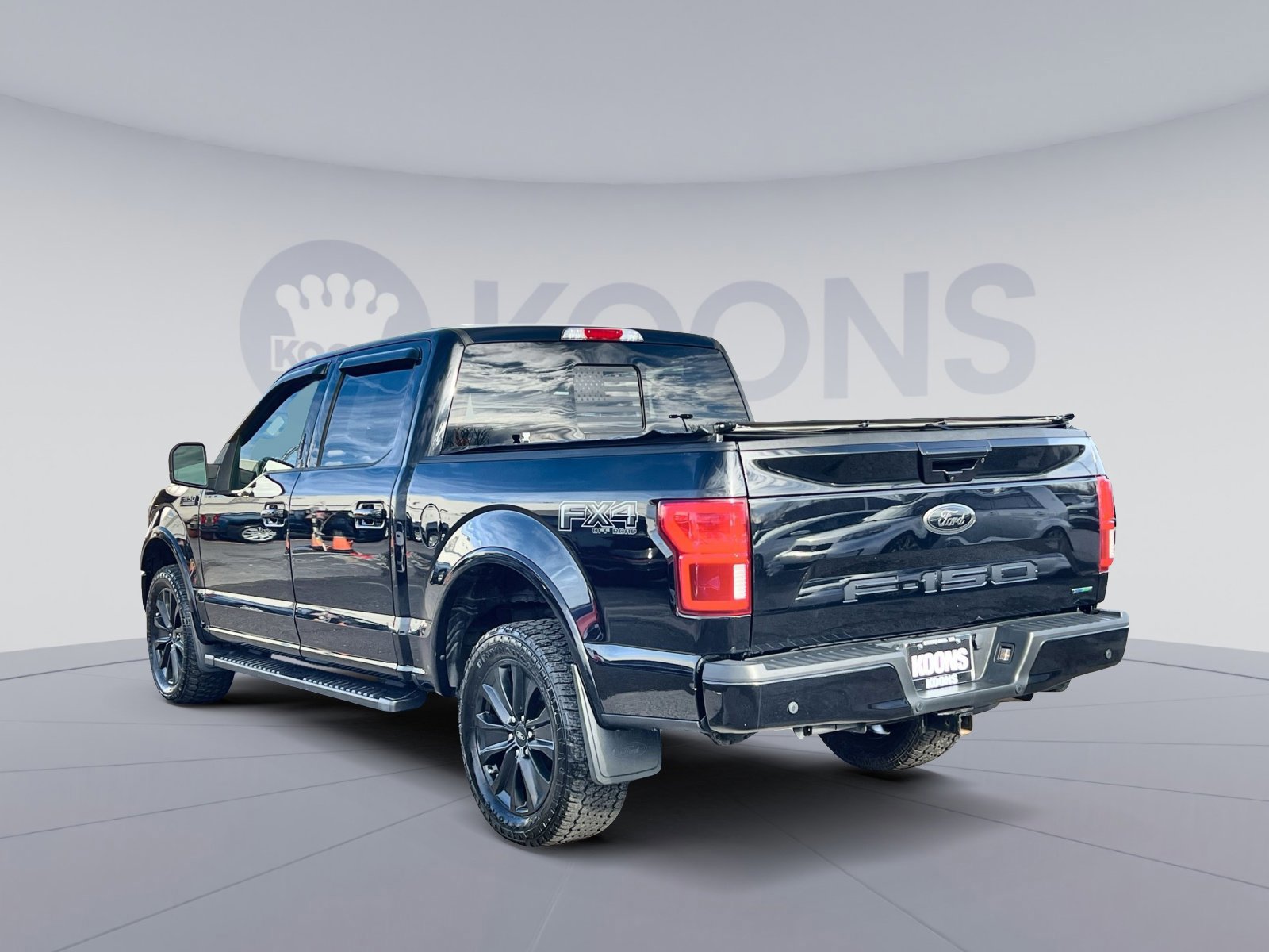 Certified 2020 Ford F150 Lariat w/ Equipment Group 502A Luxury image 3