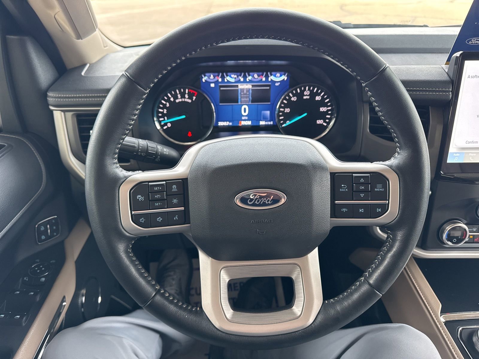 Certified 2022 Ford Expedition XLT image 27