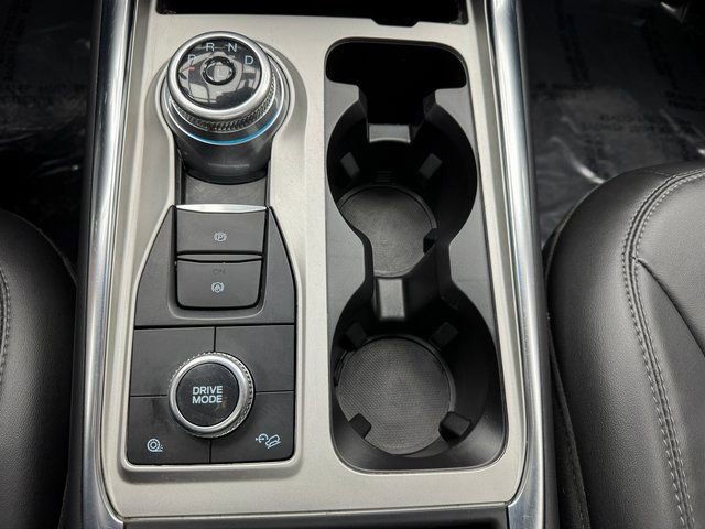 Certified 2022 Ford Explorer XLT w/ Equipment Group 202A image 21
