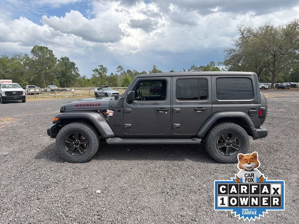 Used 2022 Jeep Wrangler Unlimited Sahara AWD/4WD image 2