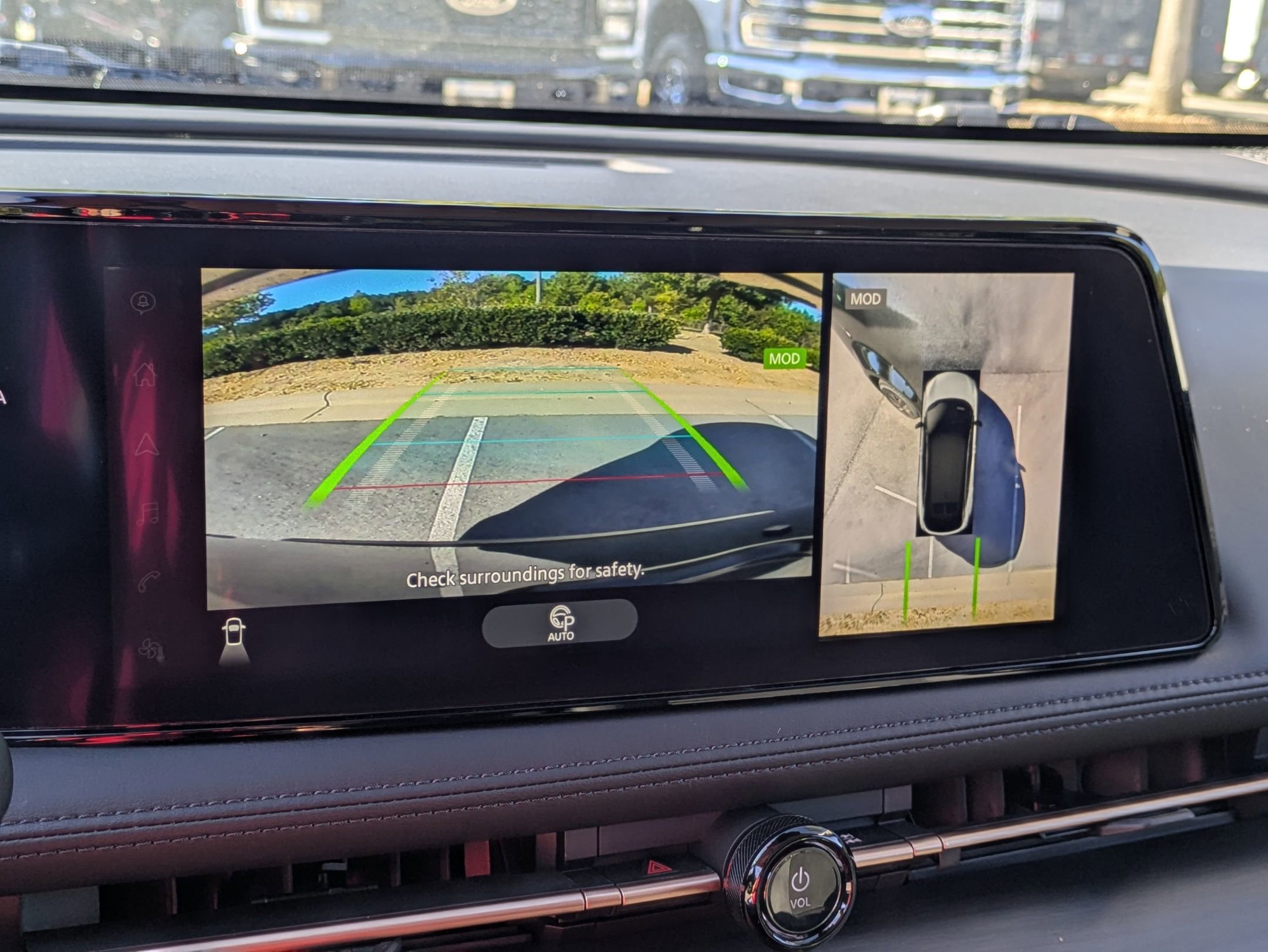 Used 2023 Nissan Ariya FWD image 23