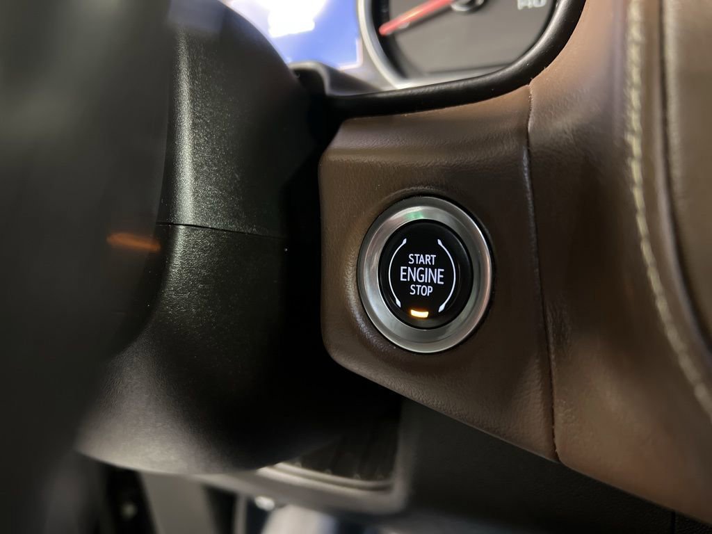 Used 2021 Chevrolet Tahoe High Country w/ Premium Package image 17