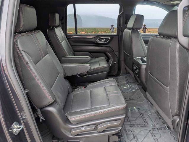 Used 2024 Chevrolet Suburban RST w/ Luxury Package AWD/4WD image 19