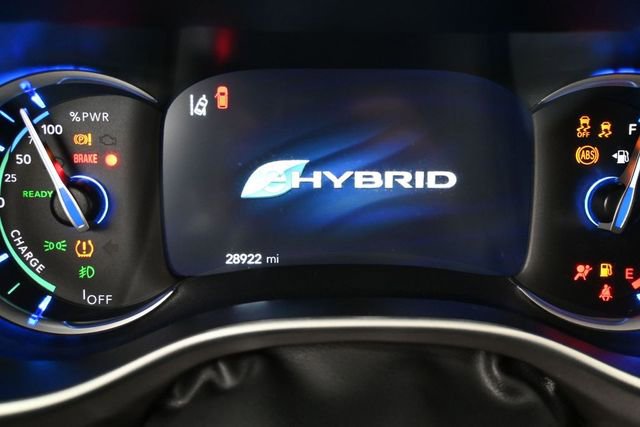Used 2025 Chrysler Pacifica Select FWD image 18