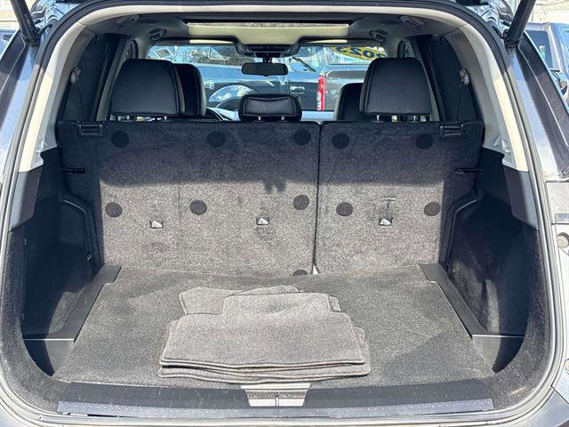 Used 2023 Nissan Rogue SV w/ SV Premium B Package image 15