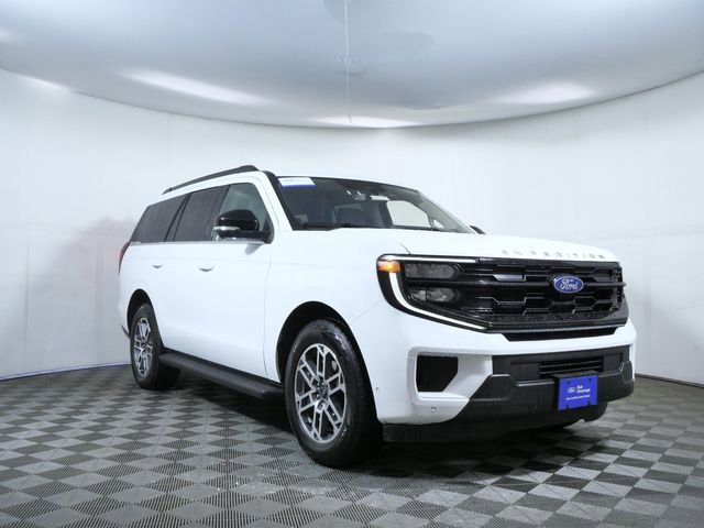 Certified 2025 Ford Expedition Active AWD/4WD image 5