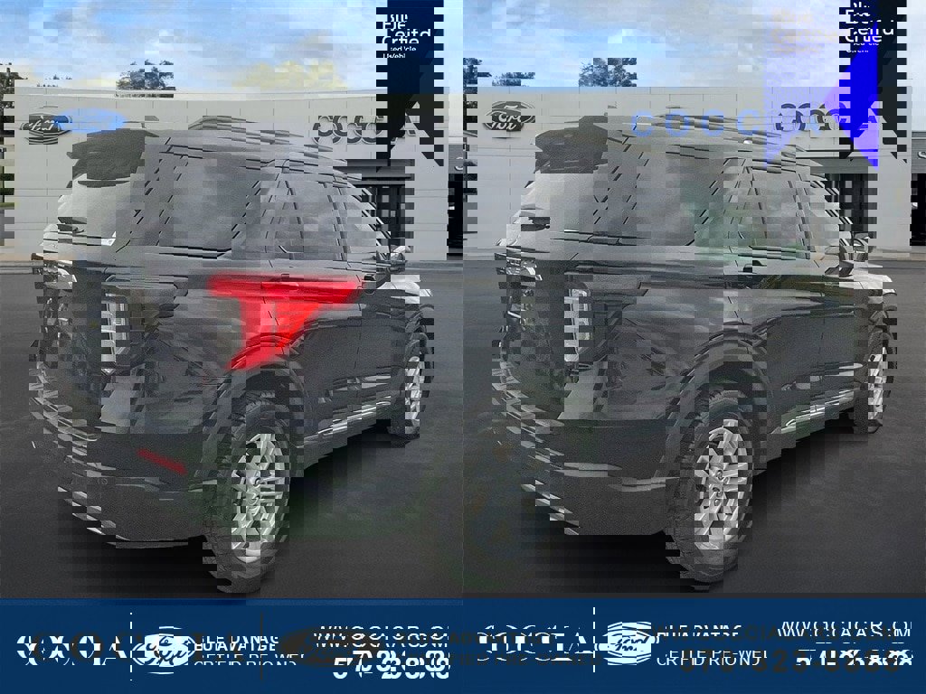 Certified 2023 Ford Explorer XLT w/ Equipment Group 202A image 5