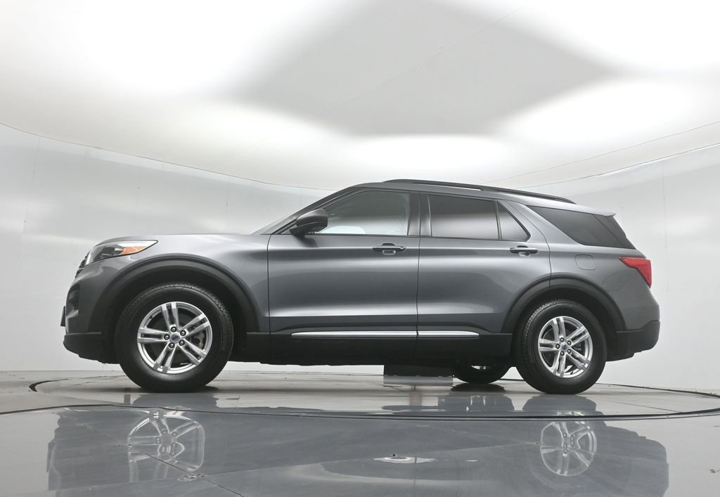 Certified 2022 Ford Explorer XLT image 56