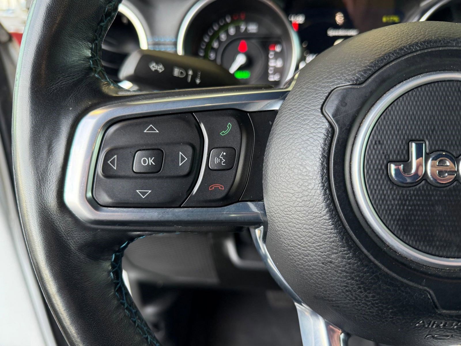 Used 2021 Jeep Wrangler Unlimited Rubicon 4xe w/ Steel Bumper Group image 18