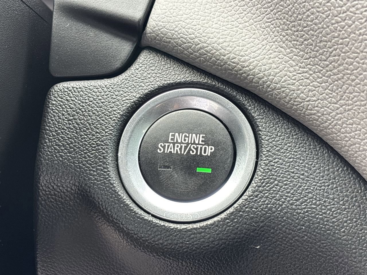 Used 2024 Chevrolet Equinox LS w/ LS Convenience Package image 33