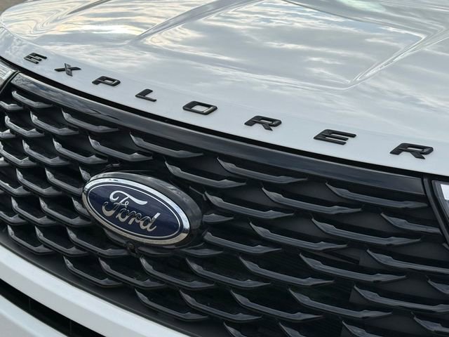 Certified 2023 Ford Explorer ST-Line w/ Class IV Trailer Tow Package image 27