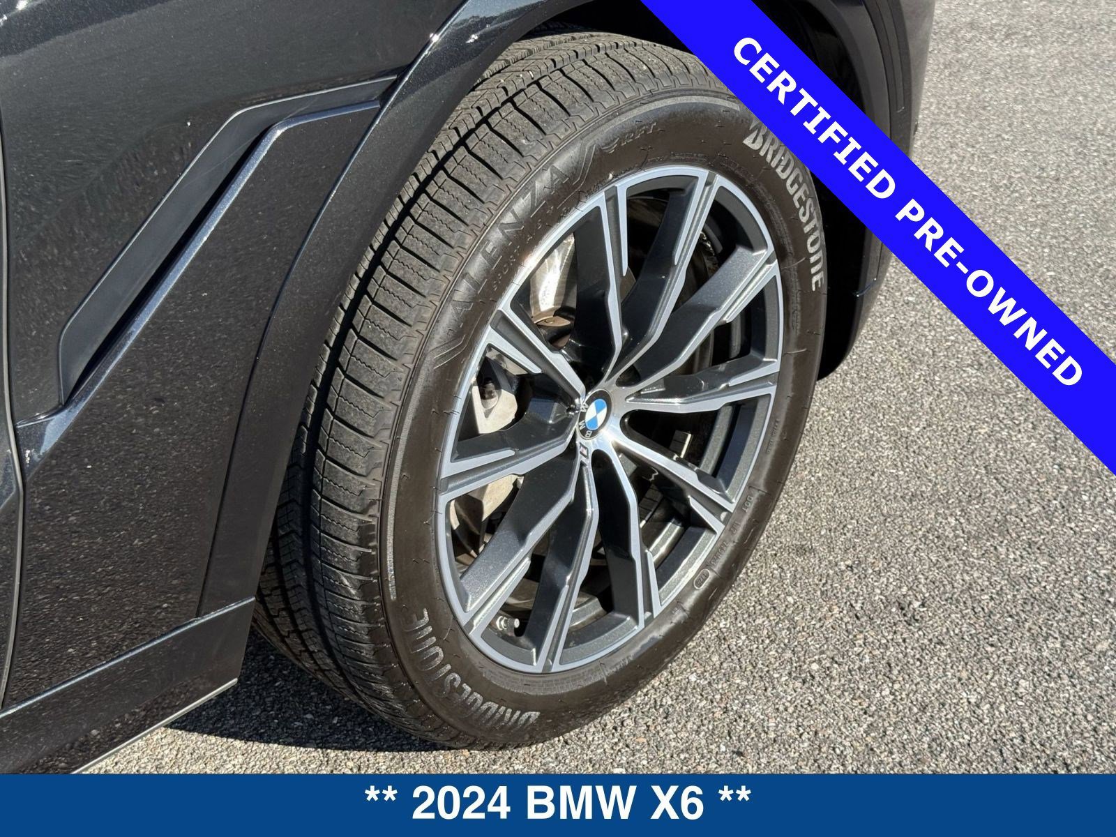 Used 2024 BMW X6 xDrive40i w/ Premium Package image 13