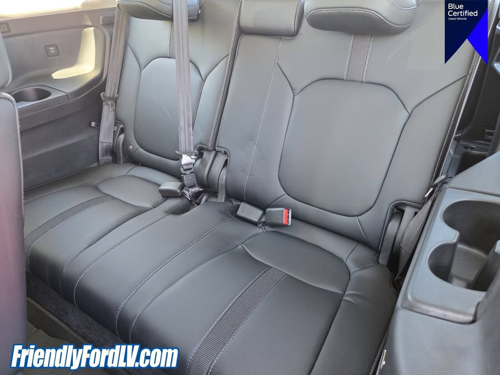 Used 2025 Honda Pilot EX-L image 14