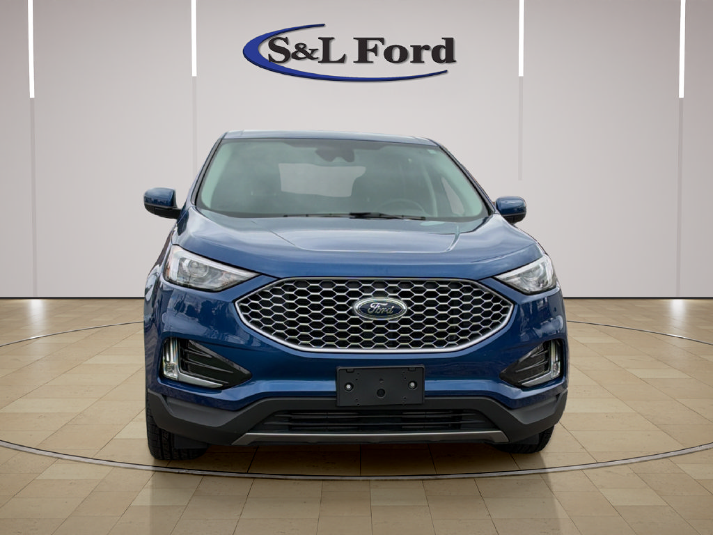 Certified 2024 Ford Edge SEL w/ Convenience Package AWD/4WD image 12