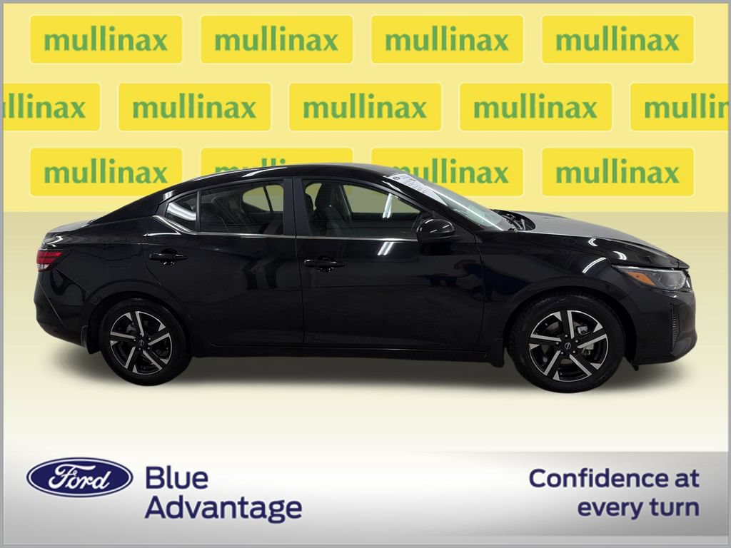 Used 2024 Nissan Sentra SV w/ Trunk Package FWD image 2