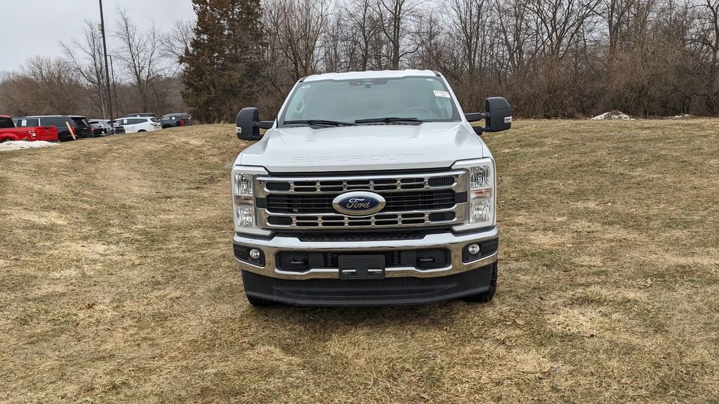 Certified 2024 Ford F350 XLT image 8