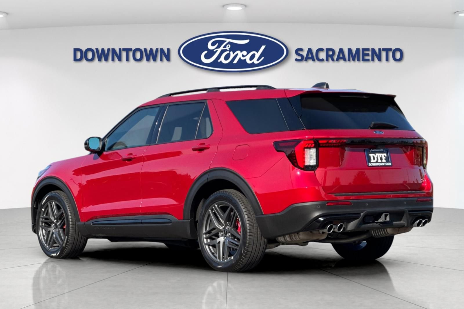 Certified 2025 Ford Explorer ST w/ Sun And Sound Package AWD/4WD image 8