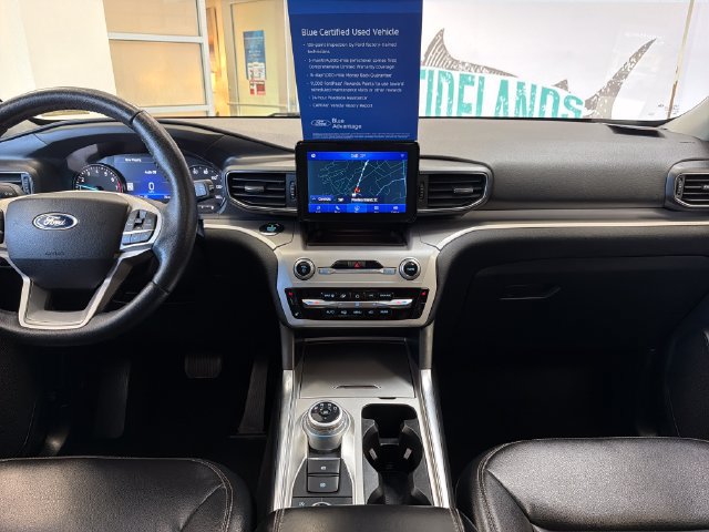 Certified 2020 Ford Explorer XLT w/ Equipment Group 202A AWD/4WD image 19