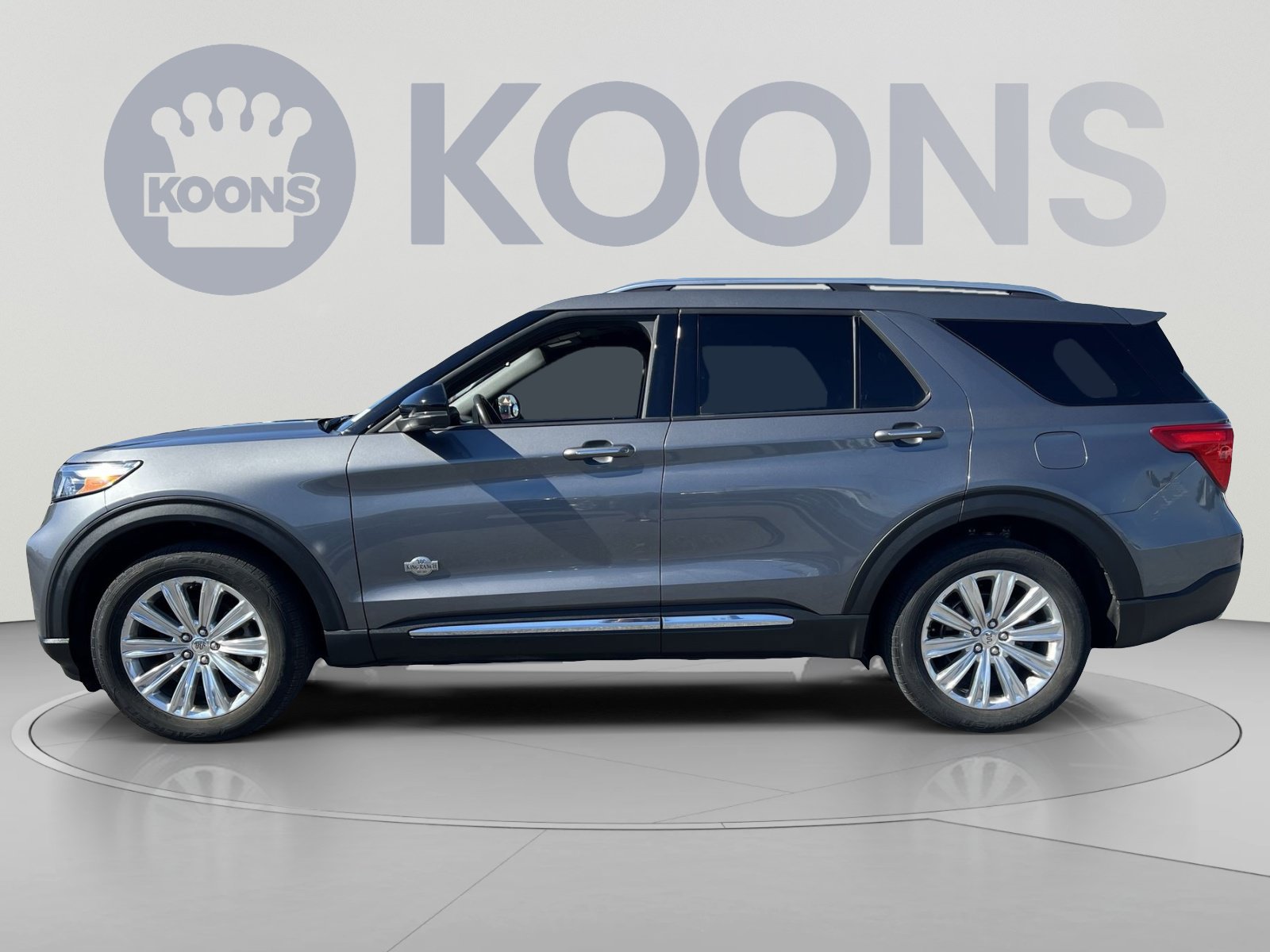 Certified 2022 Ford Explorer King Ranch w/ Premium Technology Package AWD/4WD image 13