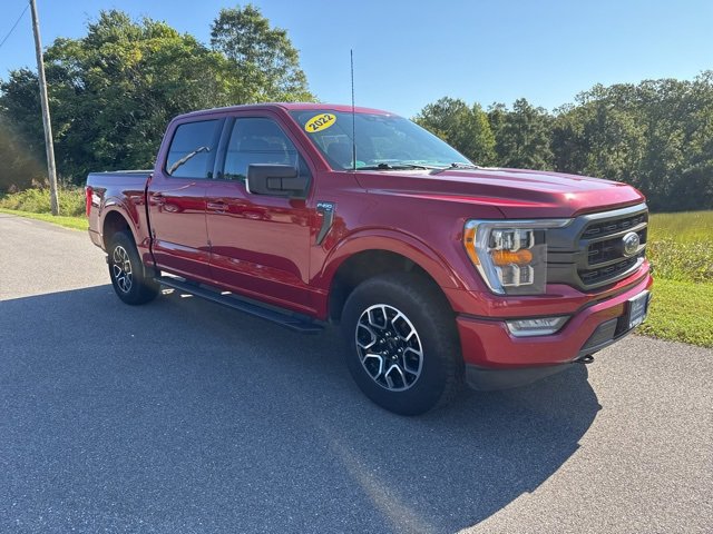 Certified 2022 Ford F150 XLT w/ Equipment Group 302A High image 40