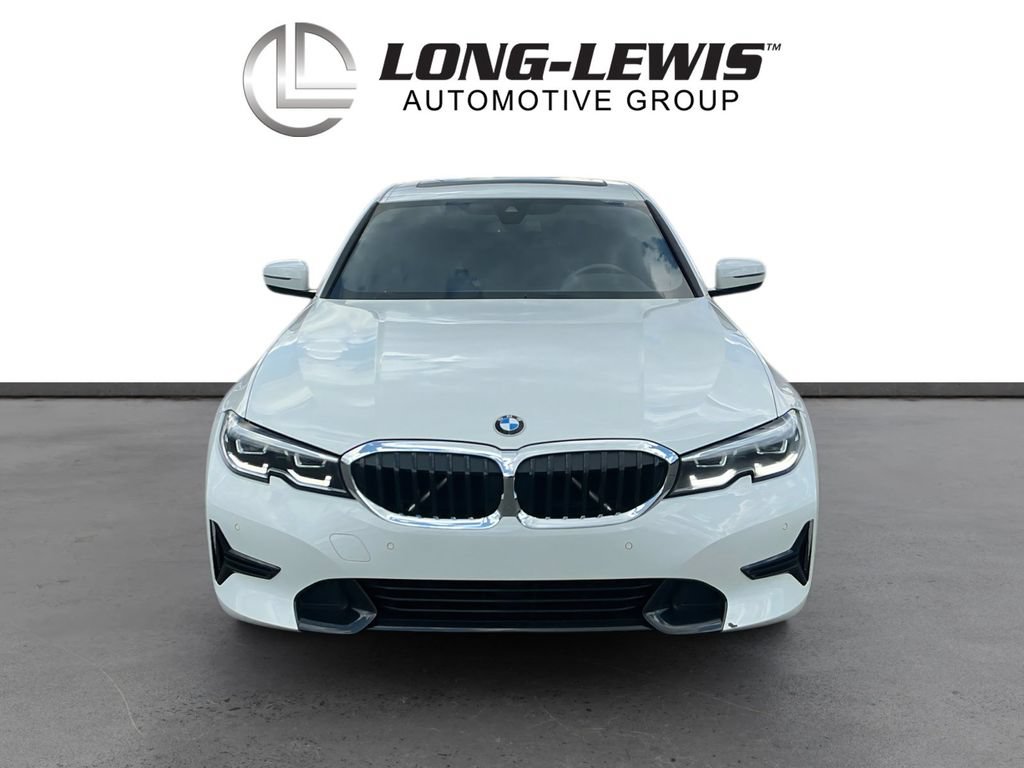 Used 2021 BMW 330i Sedan w/ Premium Package RWD image 11