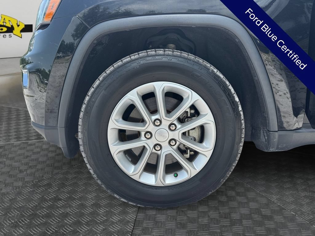 Used 2021 Jeep Grand Cherokee Laredo X AWD/4WD image 19