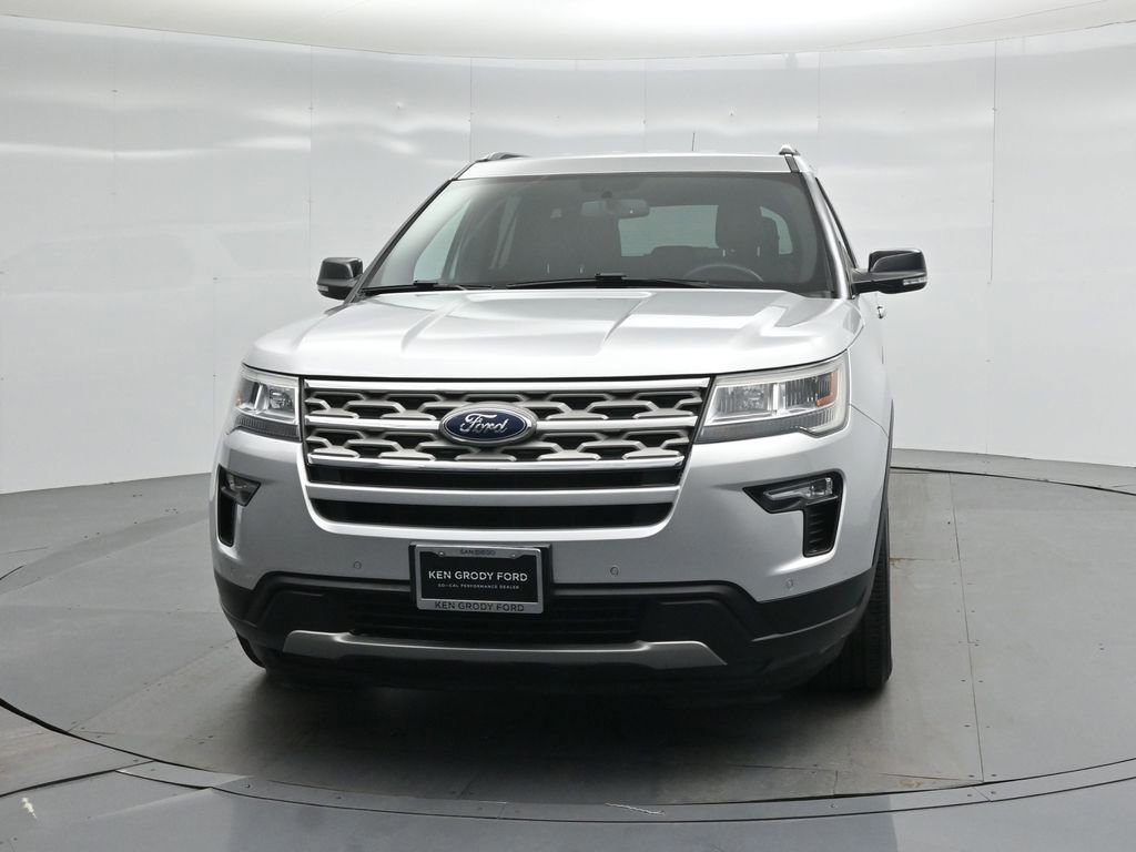 Certified 2018 Ford Explorer XLT w/ Equipment Group 202A image 35
