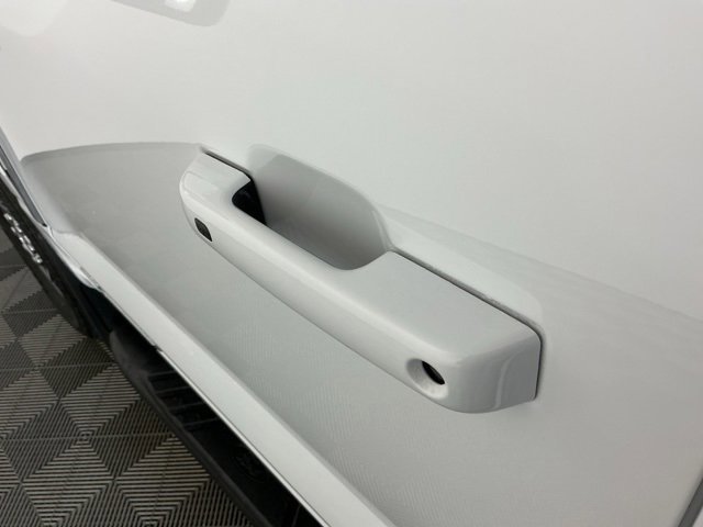 Certified 2025 Ford F350 Lariat w/ FX4 Off-Road Package image 14