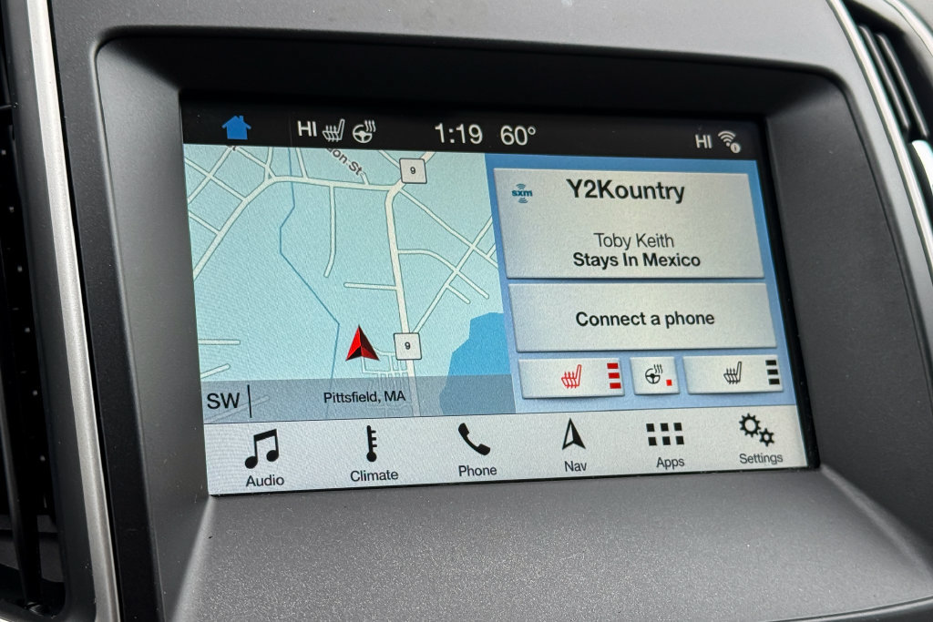 Certified 2018 Ford Edge SEL w/ Equipment Group 201A AWD/4WD image 31