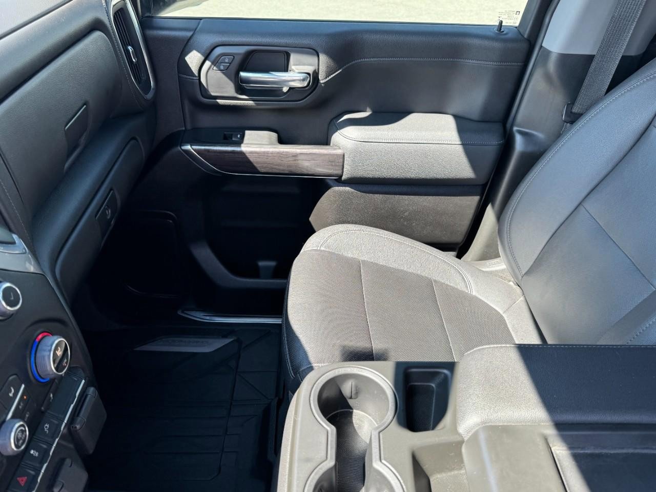 Used 2023 Chevrolet Silverado 2500 LTZ w/ Gooseneck/5TH Wheel Package image 13