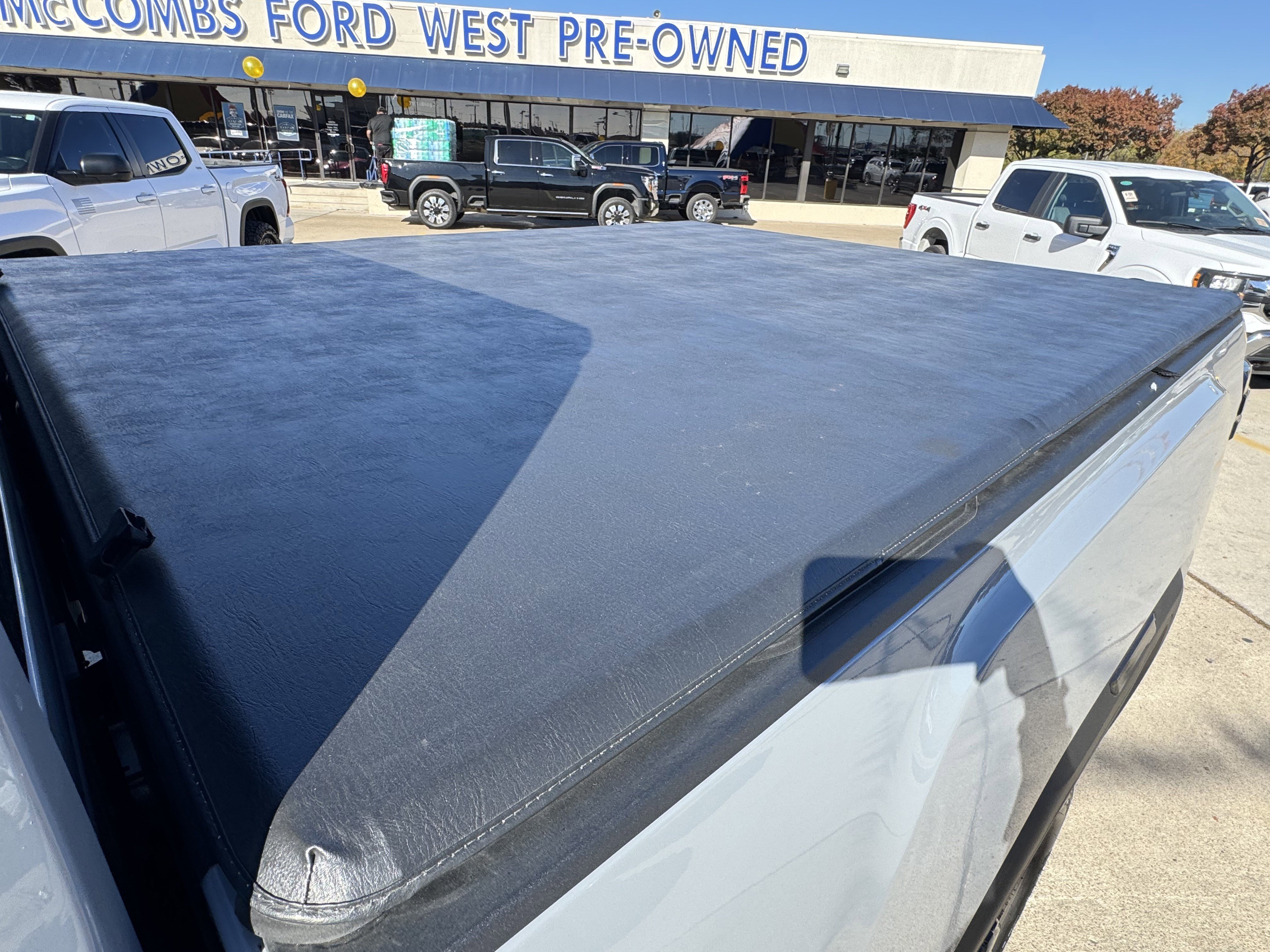 Used 2024 GMC Sierra 2500 AT4 w/ AT4 Preferred Package image 12